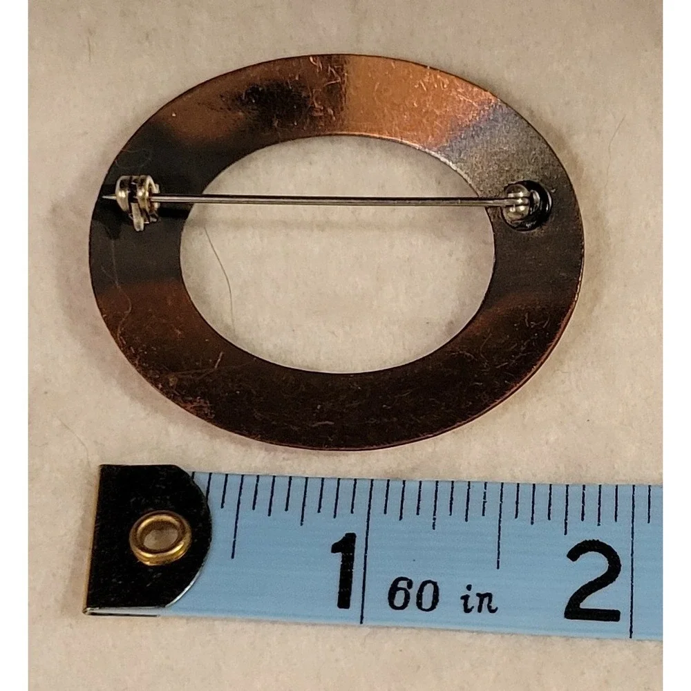Vintage Copper Unsigned Oval Brooch With Rope Twist‎ Accent